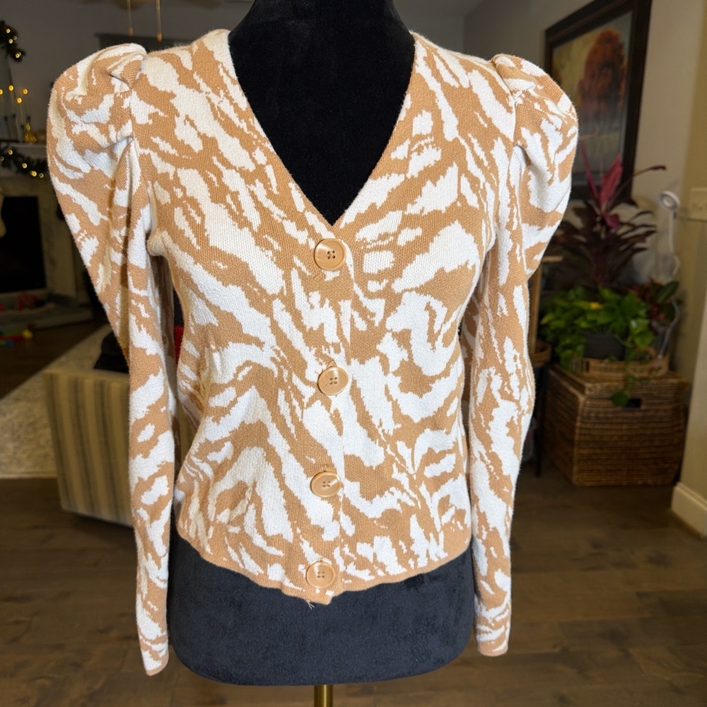 Nine West Beige and White Knit Cardigan